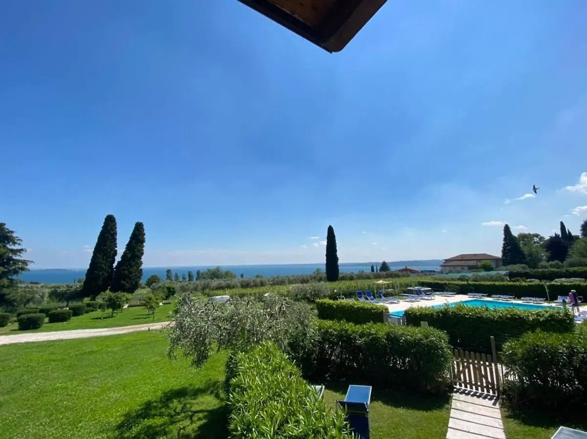 Aparthotel Residence Corte Ferrari -Ciao Vacanze- Moniga del Garda Itálie