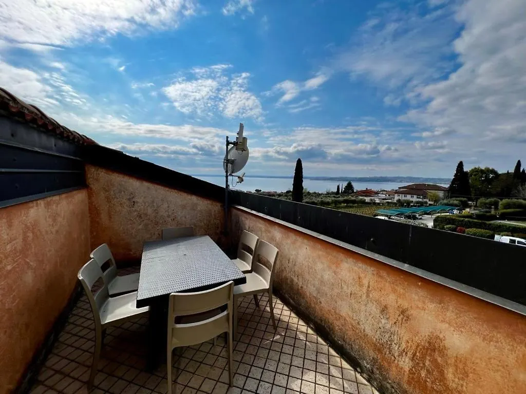 Residence Corte Ferrari -Ciao Vacanze- Moniga del Garda Aparthotel