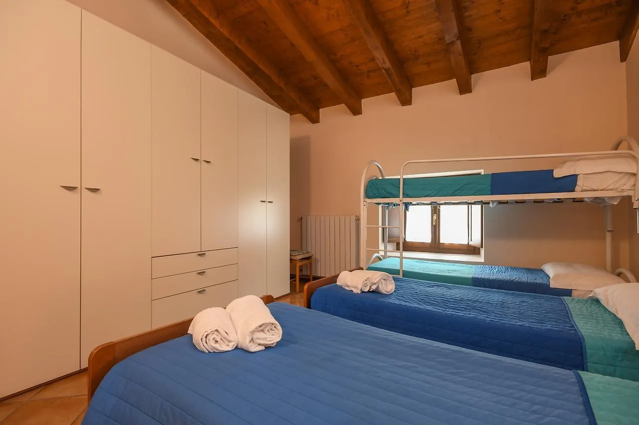 Residence Corte Ferrari -Ciao Vacanze- Moniga del Garda Aparthotel