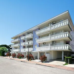 apartment-diana-ovest.hotelinveneto.com/