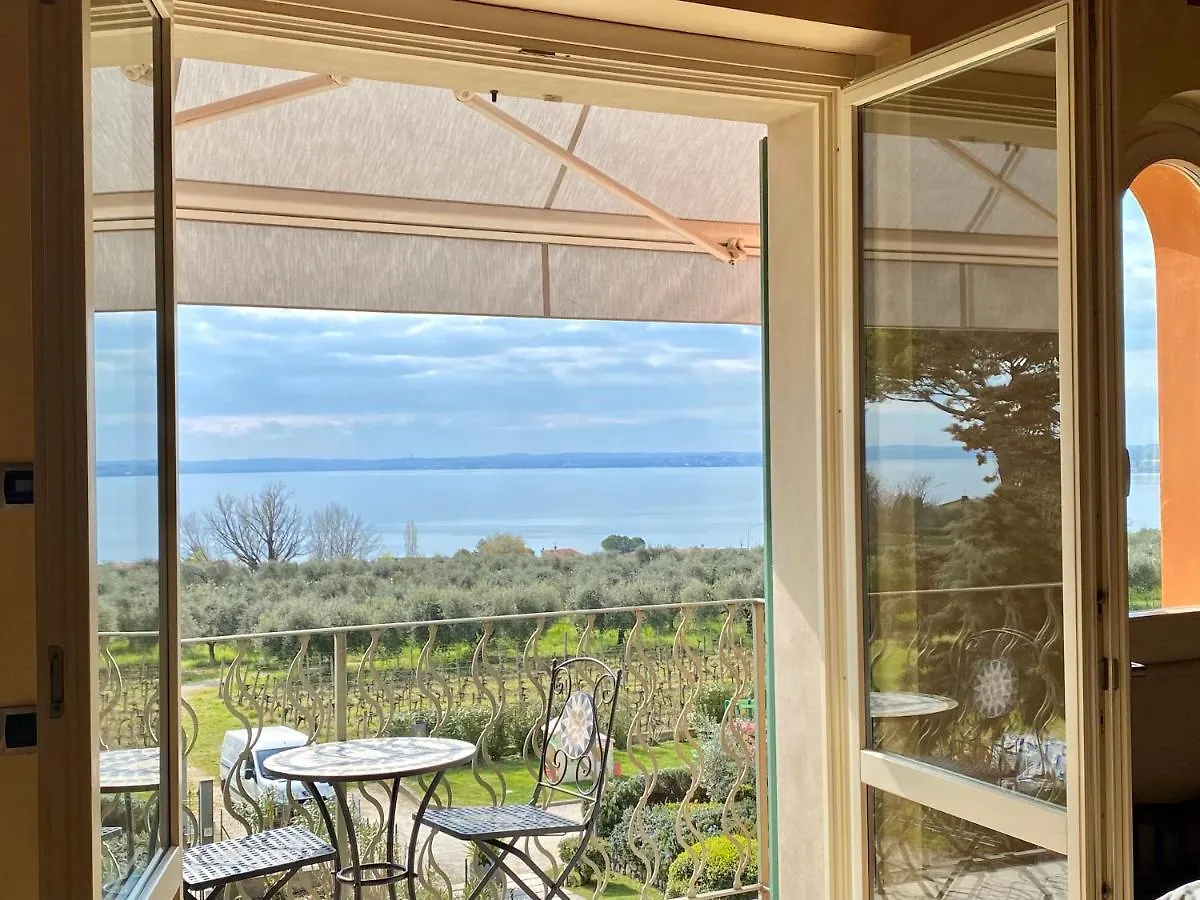 Residence Corte Ferrari -Ciao Vacanze- Moniga del Garda Aparthotel