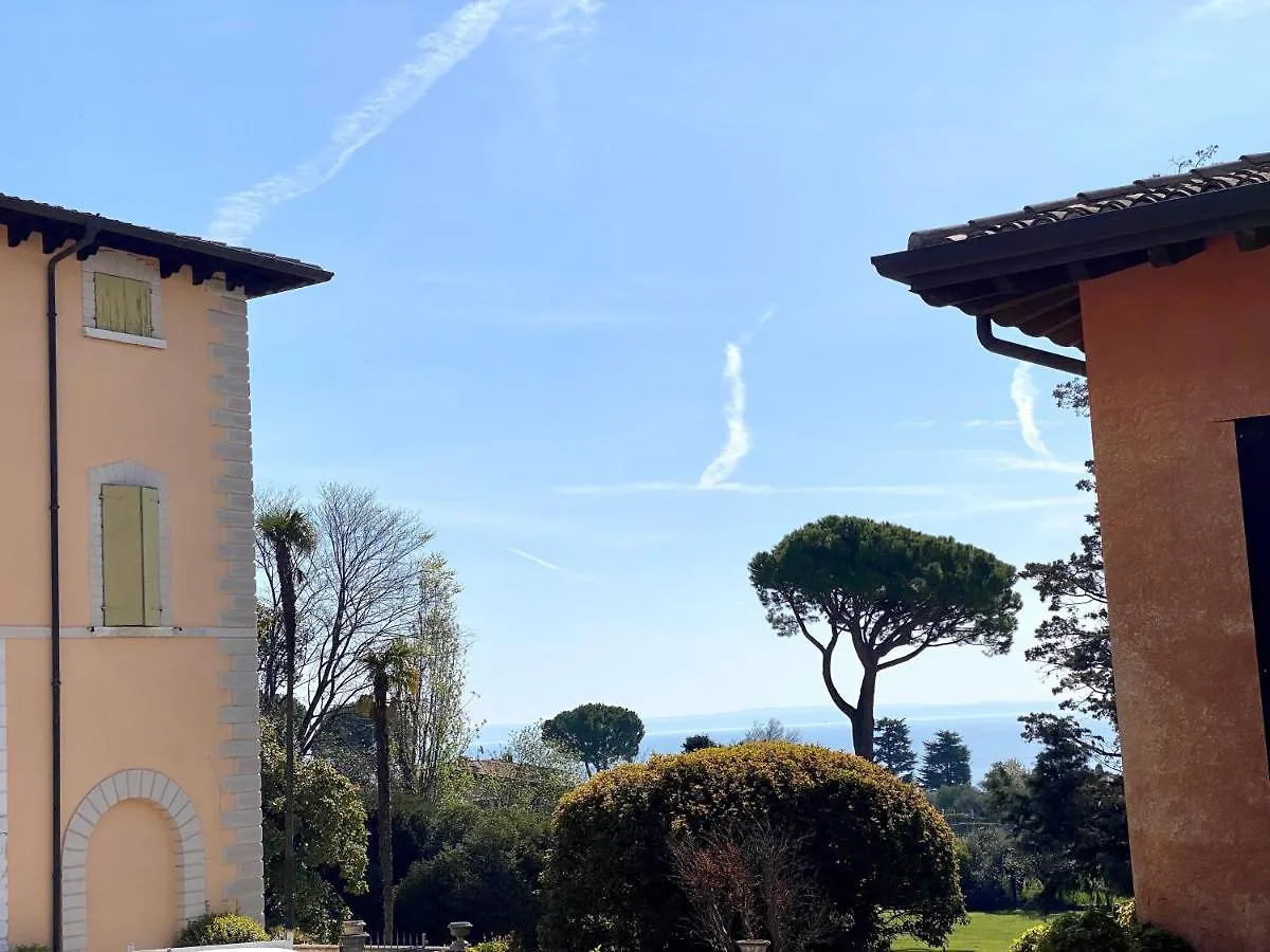 Aparthotel Residence Corte Ferrari -Ciao Vacanze- Moniga del Garda
